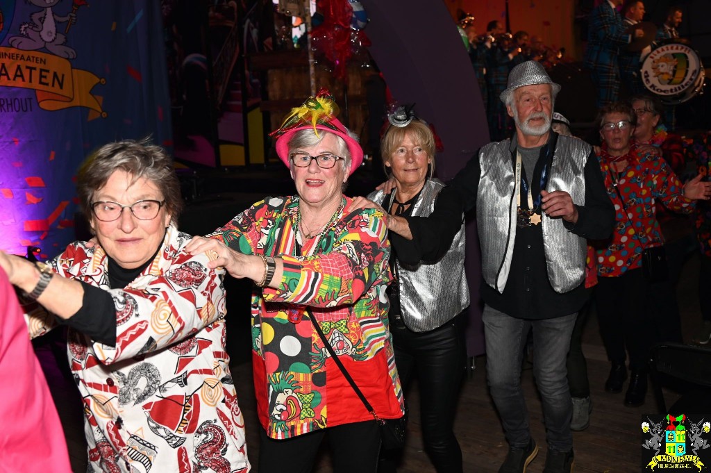 ../Images/Senioren carnaval 2024 283.jpg